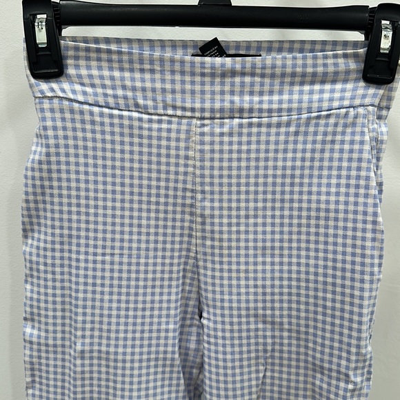 Well loved and flattering forever 21 plaid pants - Picture 2 of 3